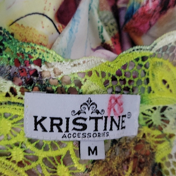 Beautiful design top #102 - Picture 13 of 14